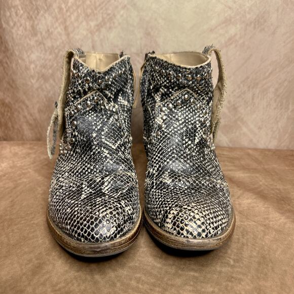 Dingo 866 Gray Snake Print Studded Buckle Strap Zip Up Leather Ankle Booties - Picture 2 of 9